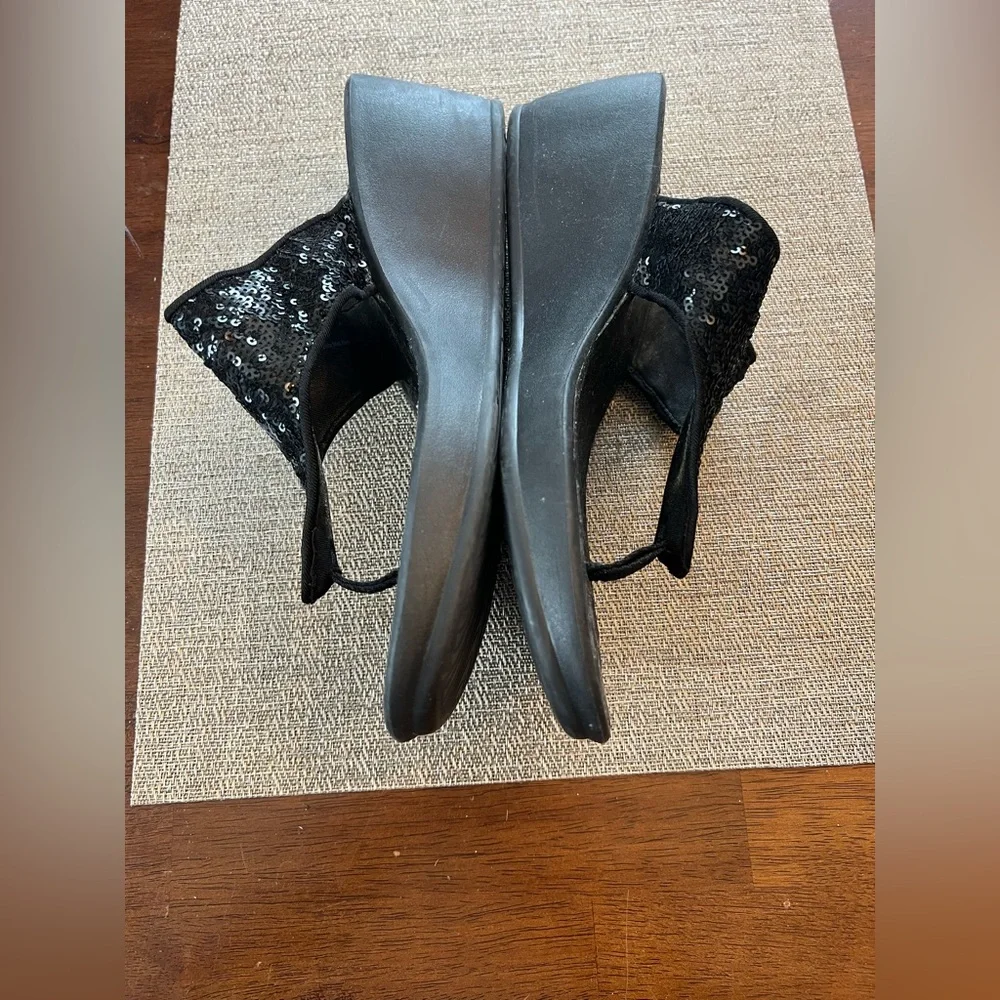Clarks Women's‎ Black Sequin Wedge Sandals